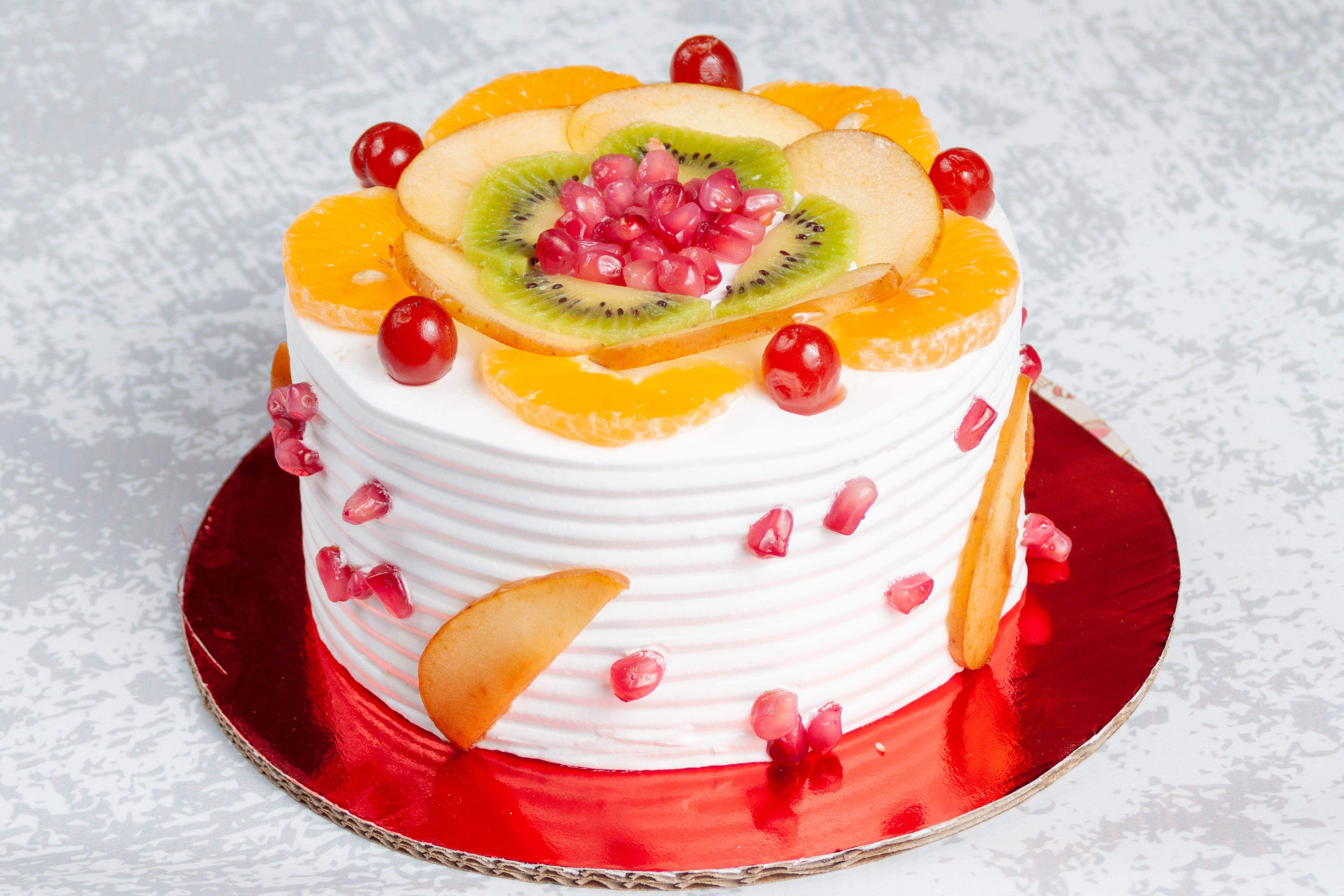 Fresh Fruit Cake