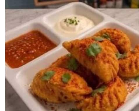 Peri Peri Paneer Kurkure Momos [8 Pieces] in Sirsa
