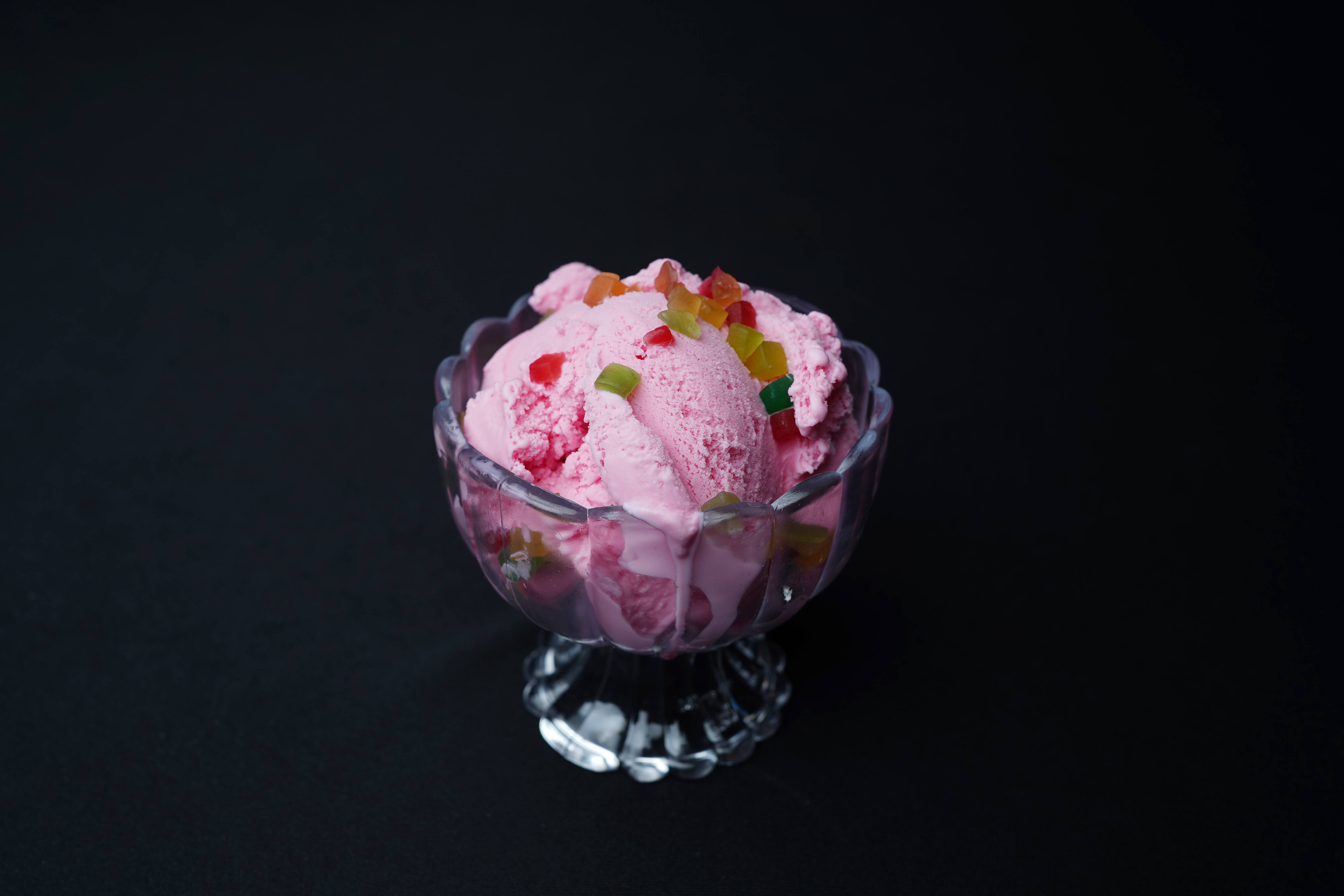 Strawberry Ice Cream [100 Ml, 1 Scoop]