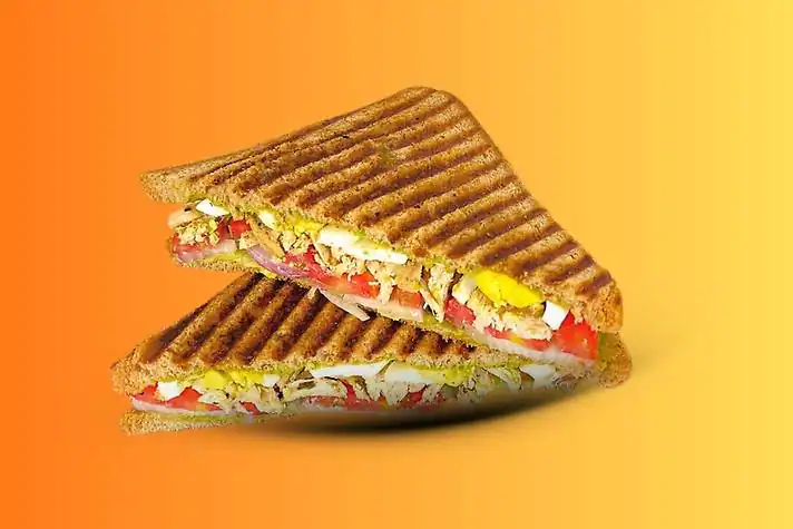 Smashed Eggs N Chicken Sandwich