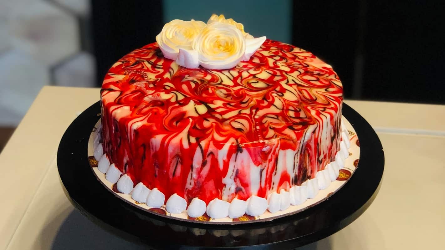 Elegant Strawberry Birthday cake - Cake Square Chennai | Cake Shop in  Chennai