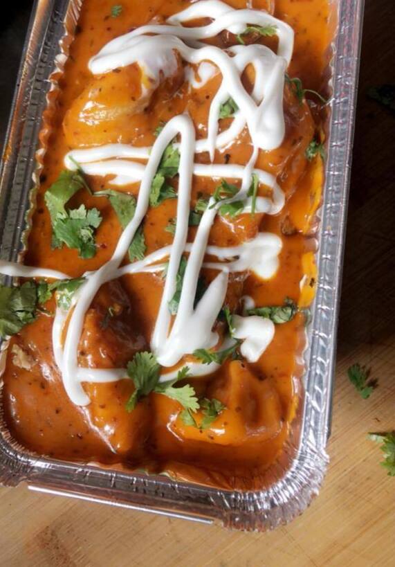 Masala Gravy Momos [6 Pieces]