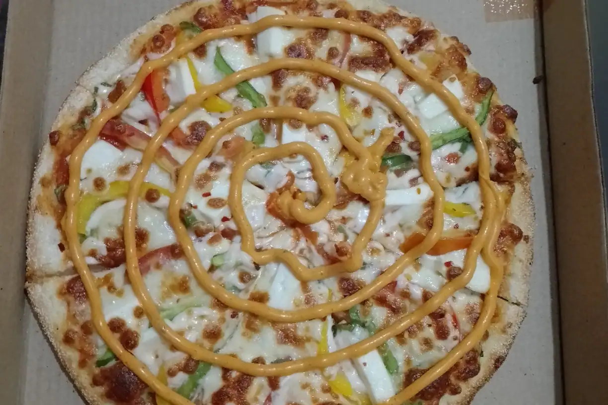 Pizza And Burger Club