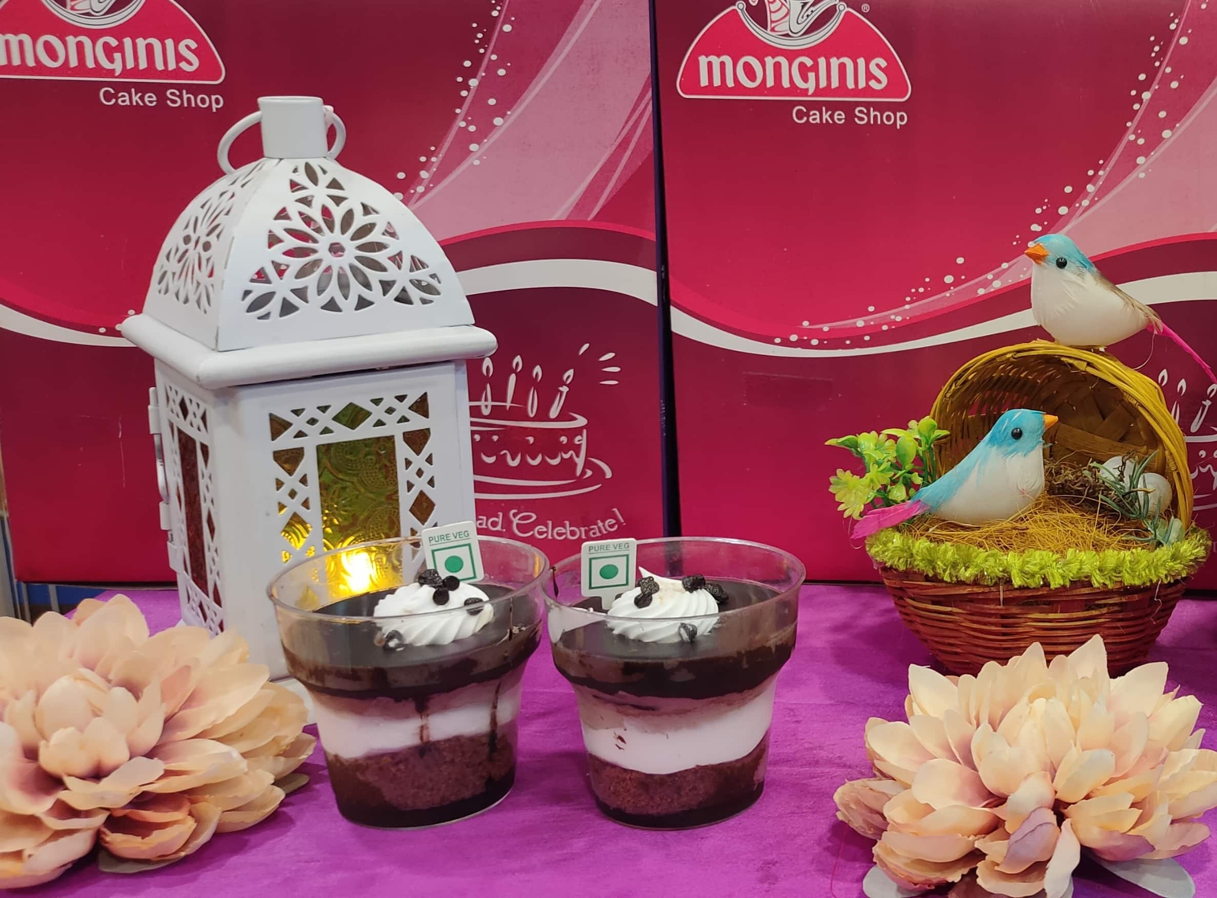 MONGINIS CAKE SHOP , CHIKHALI PUNE - Order Online