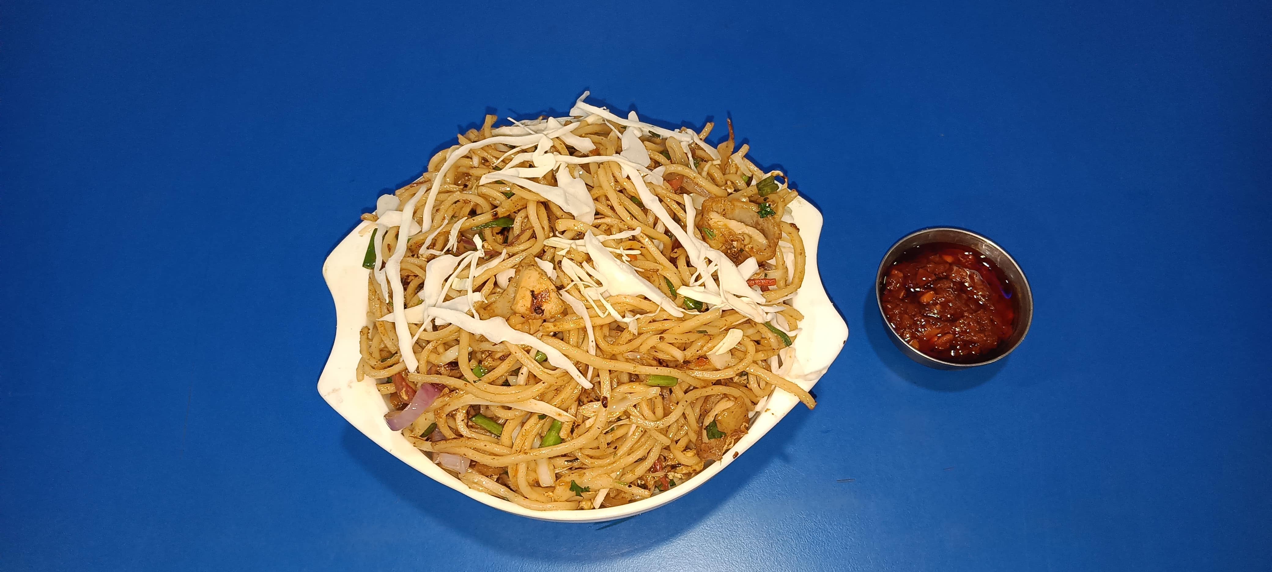 Chicken Hakka Noodles