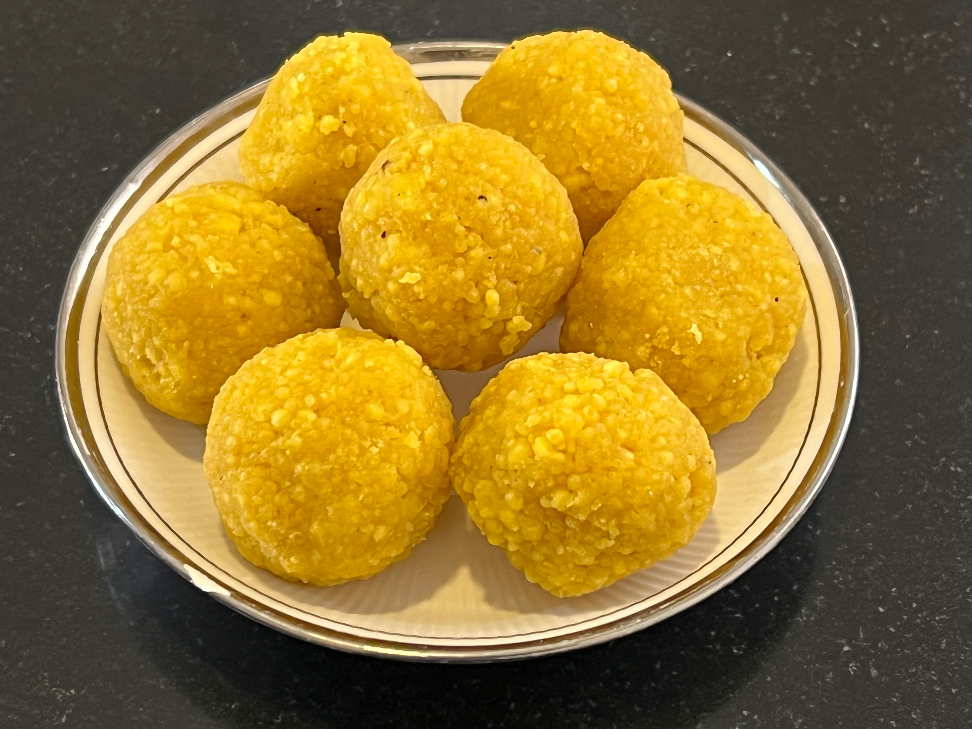 Boondi Laddu [6 Pieces]