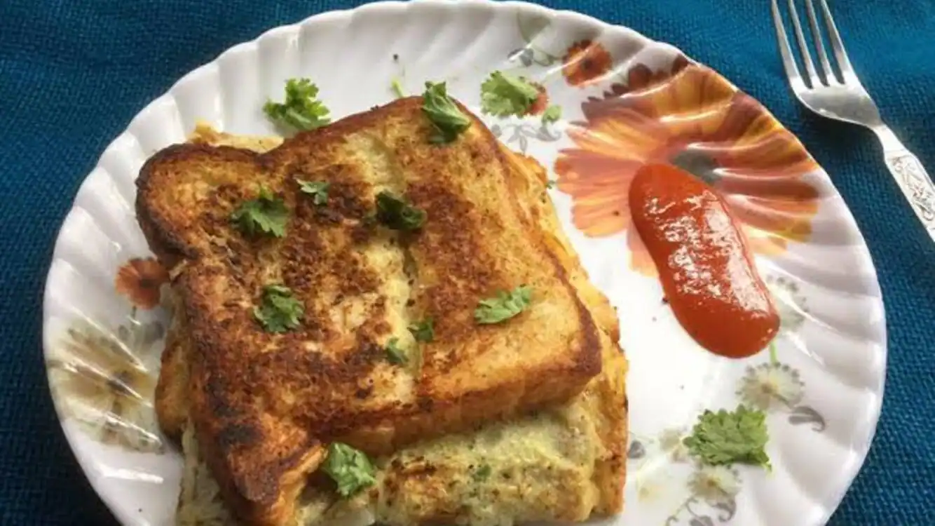 Bread Omelette