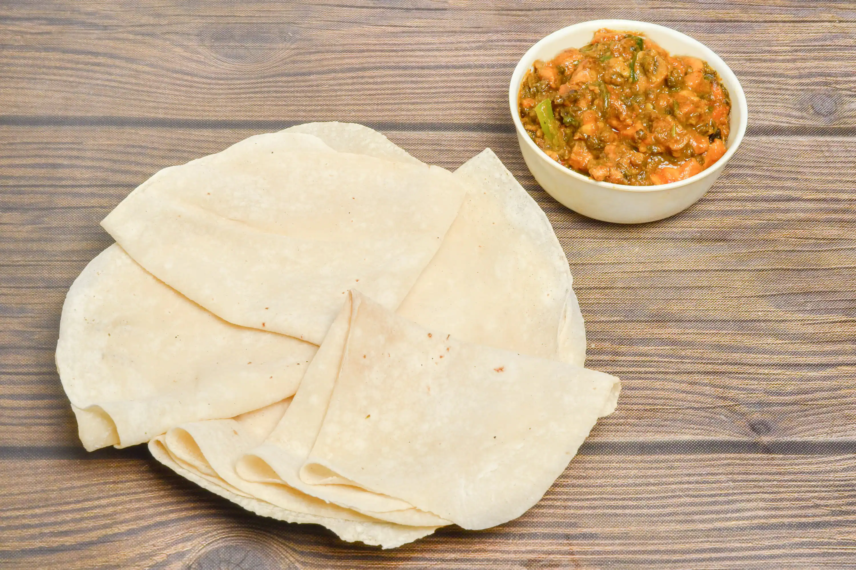 Chicken Tadka With 5 Rumali Roti [Serves 1]