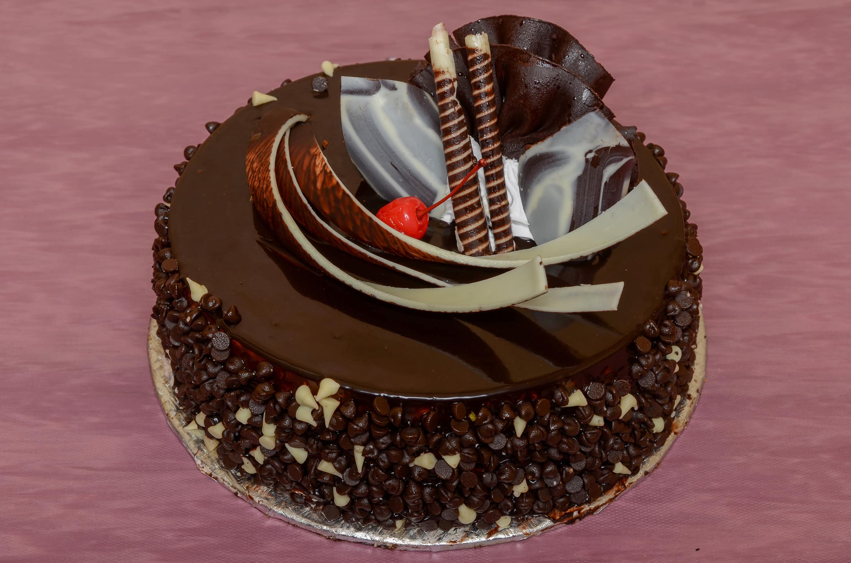 Truffle Walnut Eggless Cake | Kabhi B Ahmedabad | OrderYourChoice