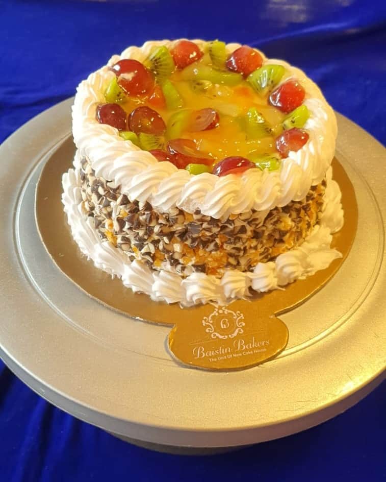 Round shape Butterscotch Cake with fruits -1 Kg ( Bakers Inn) - send Bakers  Inn to India, Hyderabad | Us2guntur