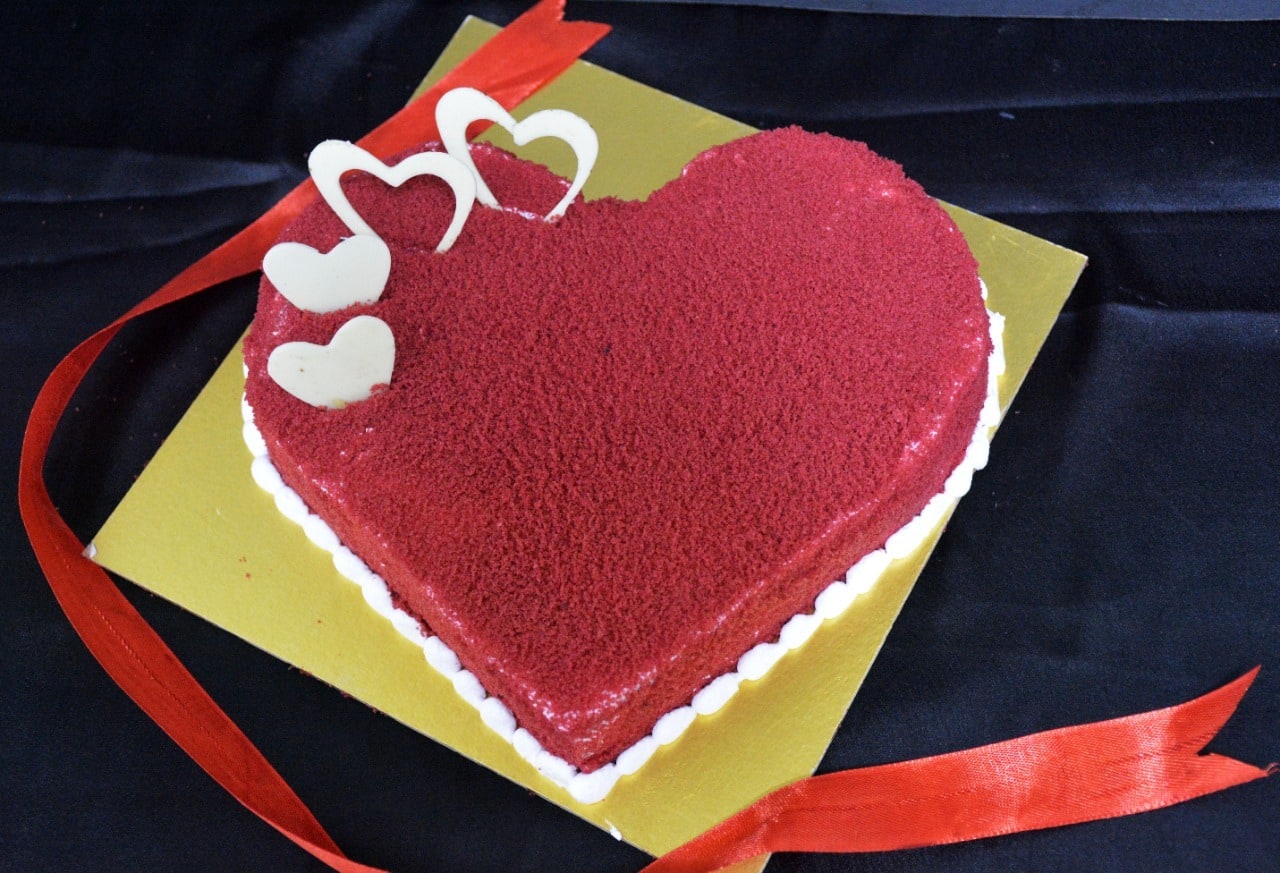 Order Heart Shape Love Cake Online Same day Delivery Kanpur
