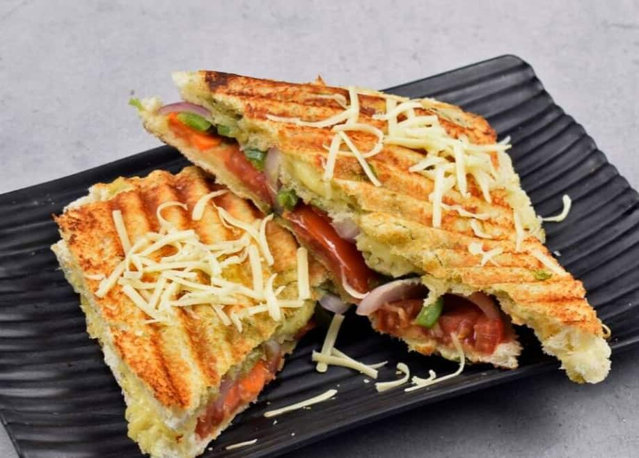 Veg Cheese Sandwich