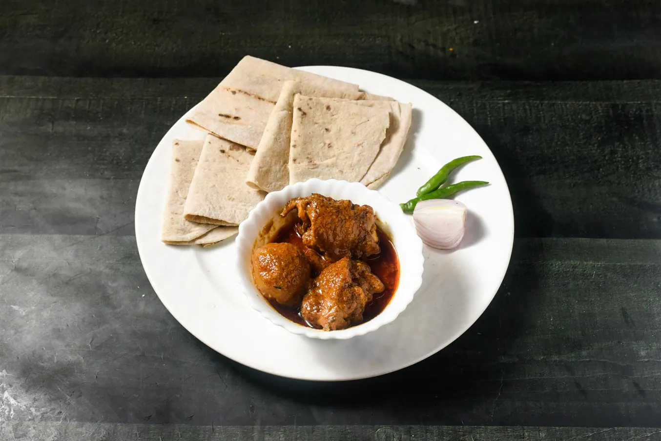 Chicken Curry [2 Pieces] With Bone And 5 Hath Roti
