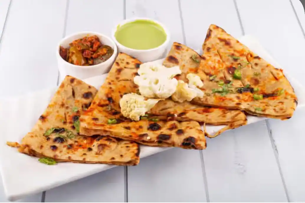 Gobi Paratha (2 Pieces)