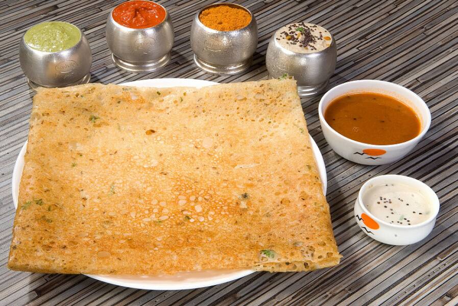 Rawa Onion Butter Masala Dosa