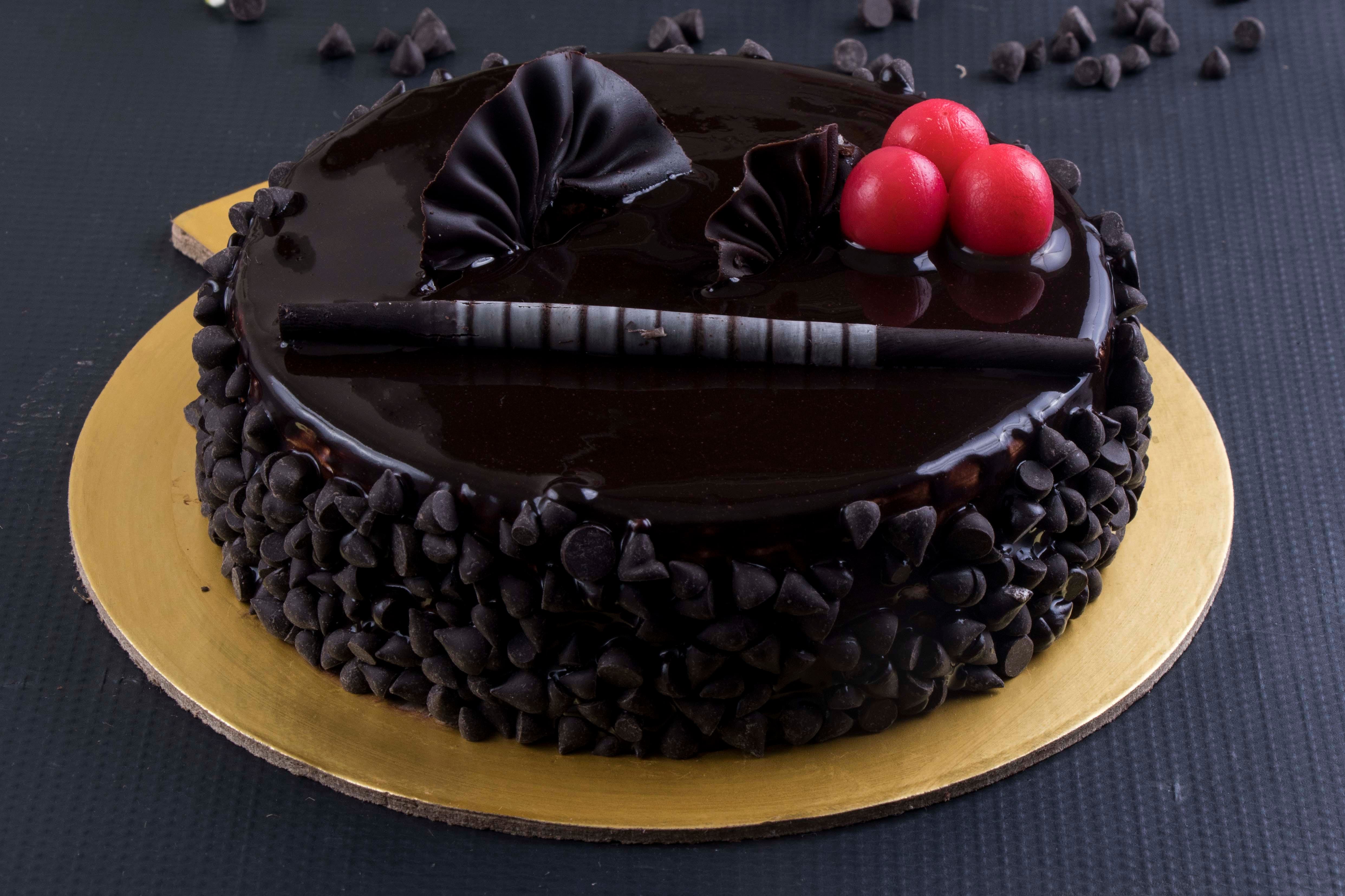 Death By Chocolate Cake | Buy death by chocolate cake online | Free delivery