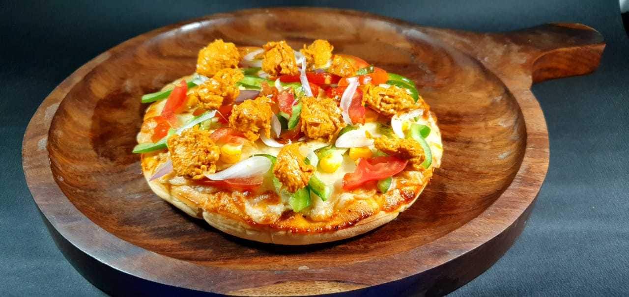 Chicken Cheese Loaded Pizza