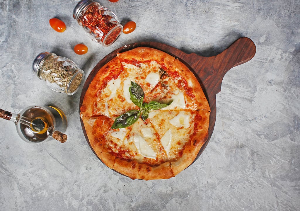 Classic Margherita Pizza