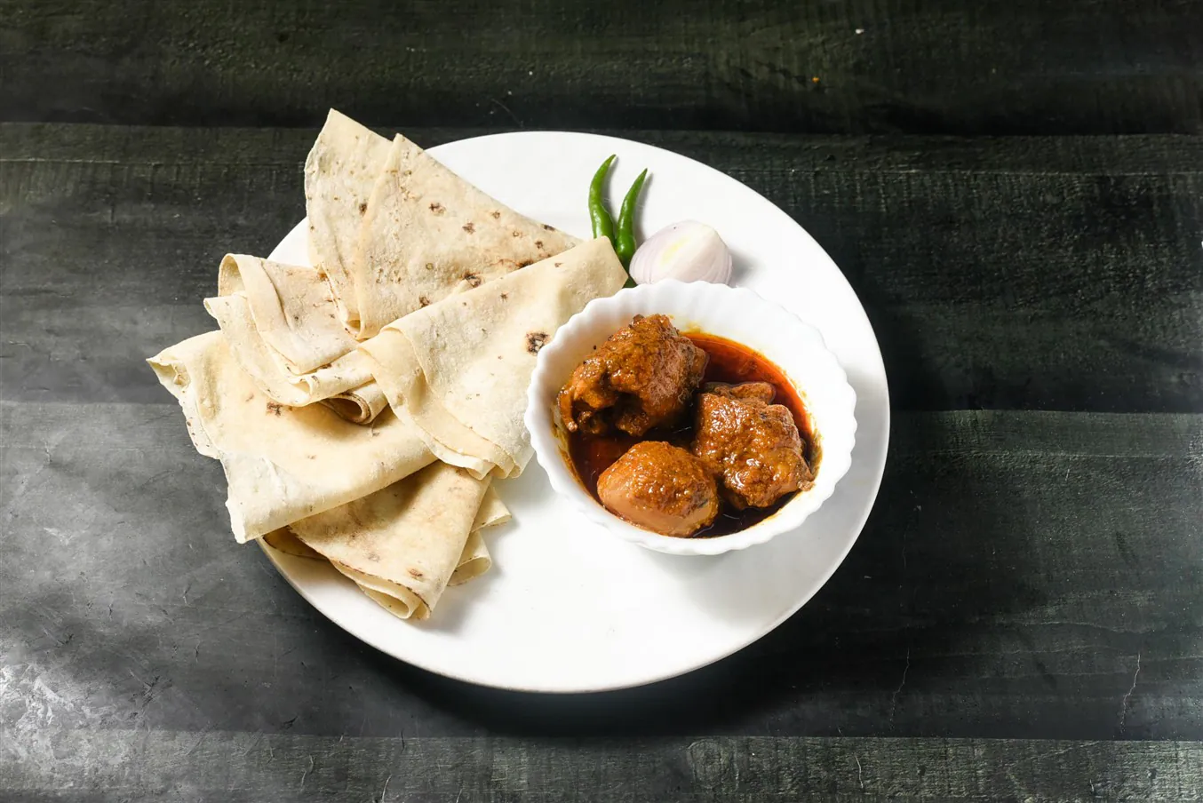Chicken Curry (2 Pcs)with 5 Rumali Roti
