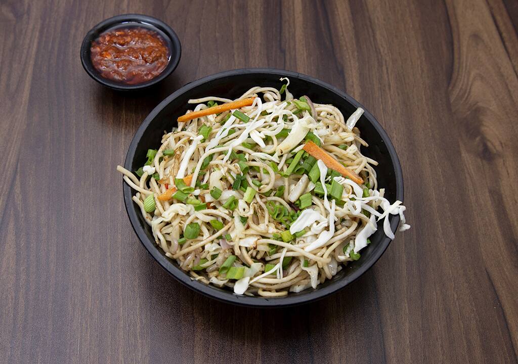 Veg Hakka Noodles