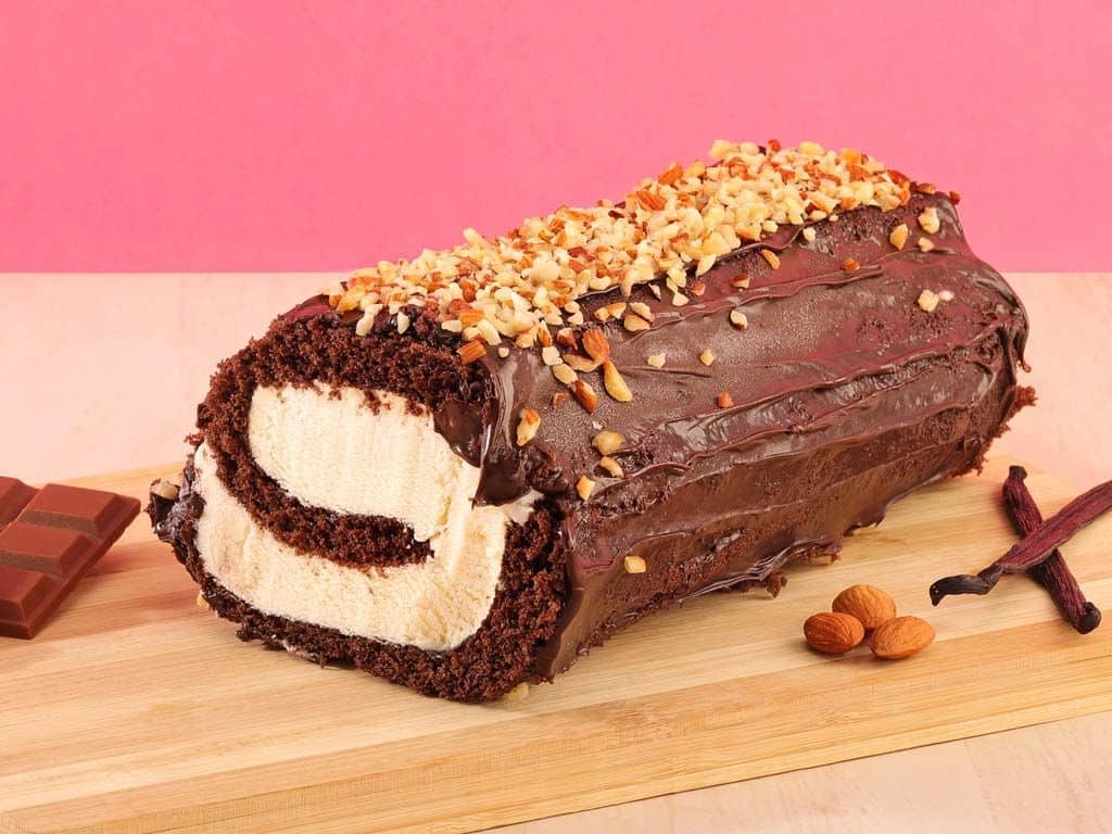 Baskin-Robbins' Red Velvet Roll Cake Has Cream Cheese-Flavored Ice Cream  Inside