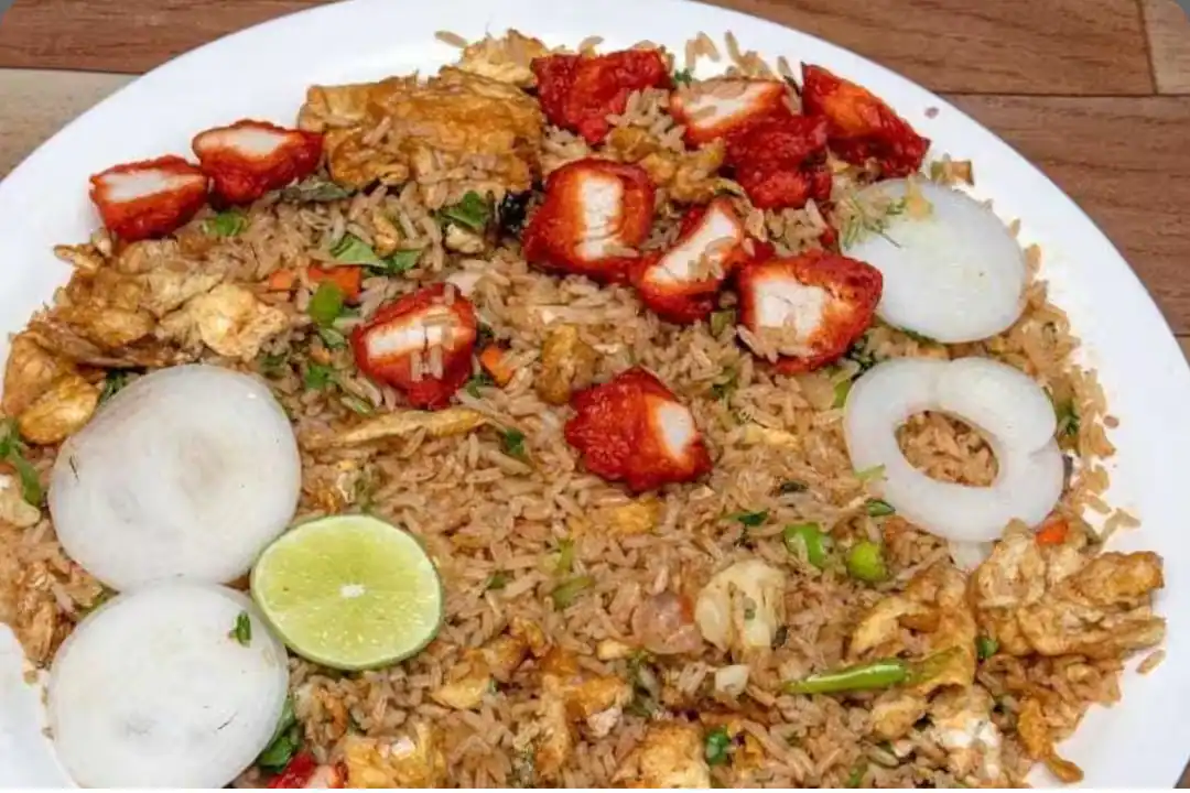 Pizza's And Burger's