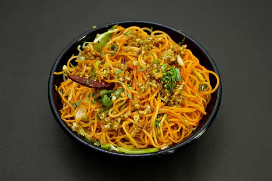 Veg Garlic Noodles