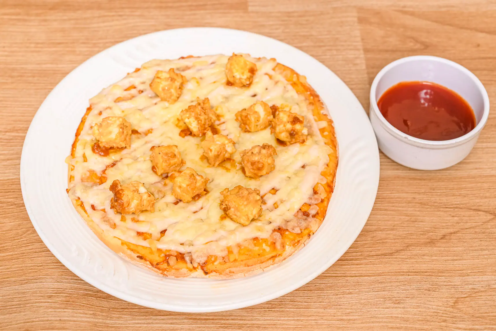 Indian Tandoori Paneer Pizza [Regular, 7 Inches]