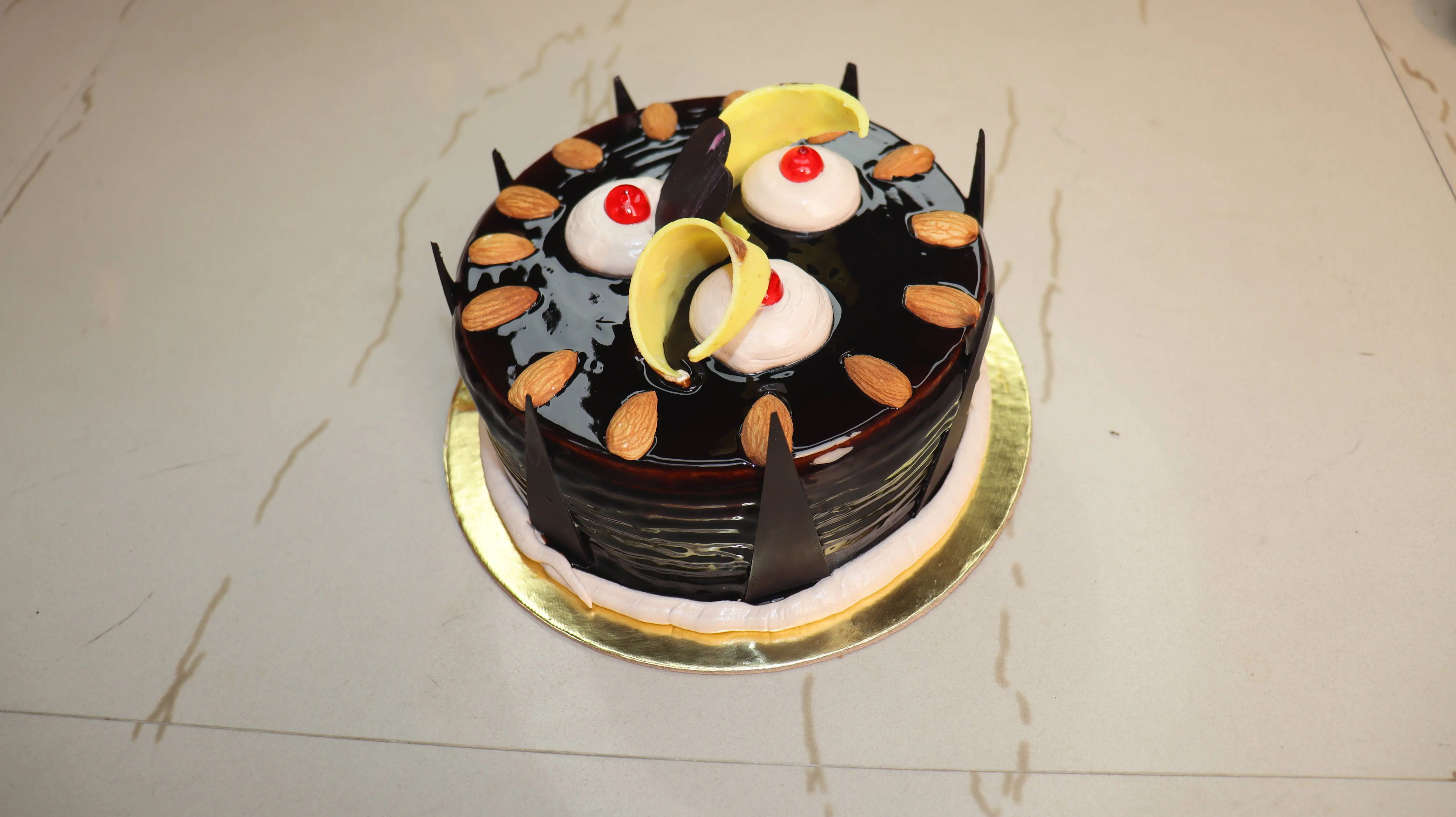 Choco Velvet Cake [1 Kg]