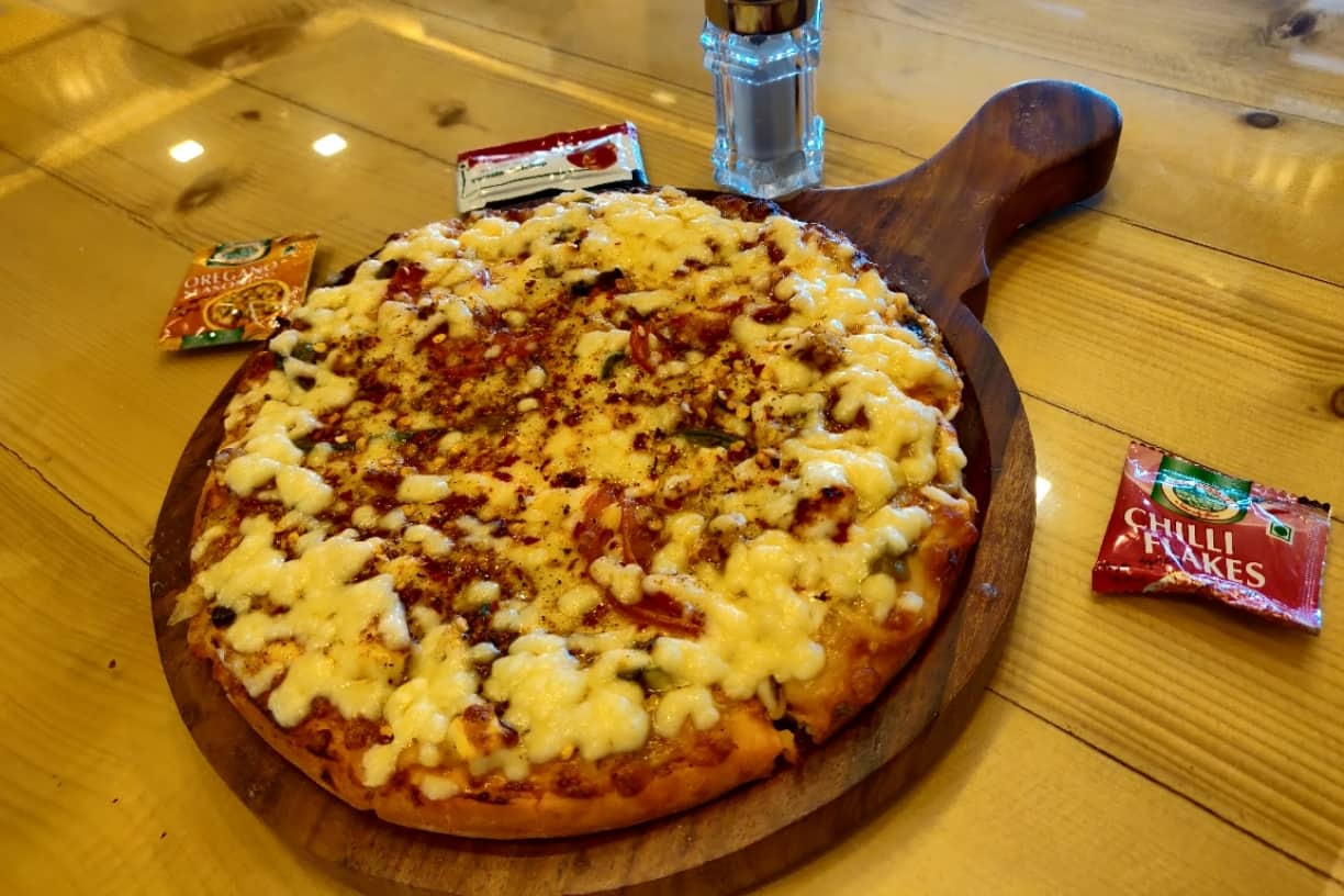 Cheese Burst Pizza