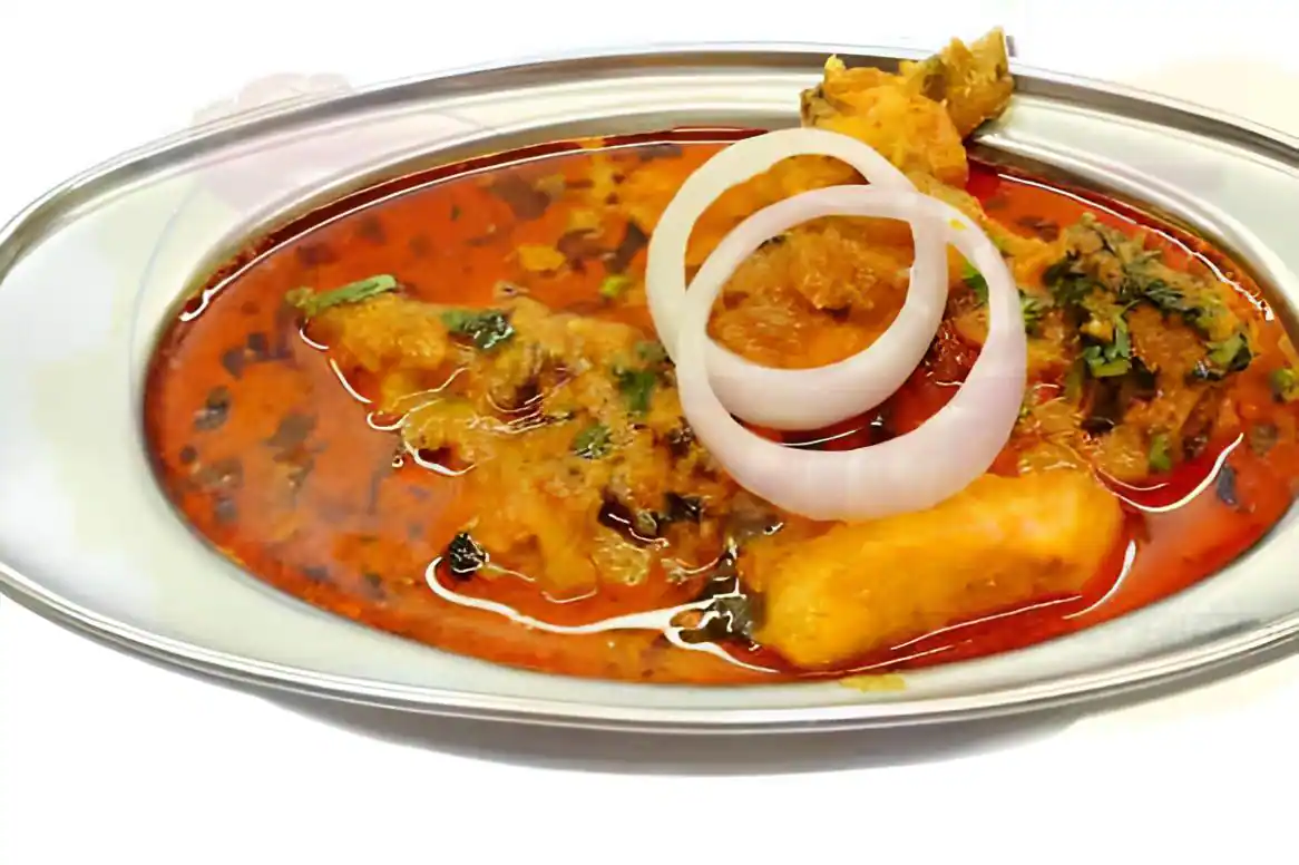 Chicken Kolhapuri Masala [Serves 1]