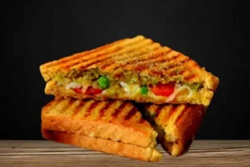 Shahi Paneer Sandwich