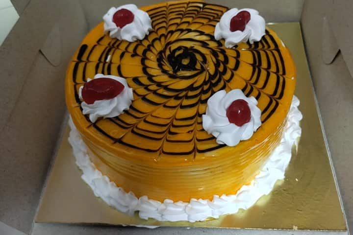 Order the Best Mango Cakes in Gurgaon | Gurgaon Bakers