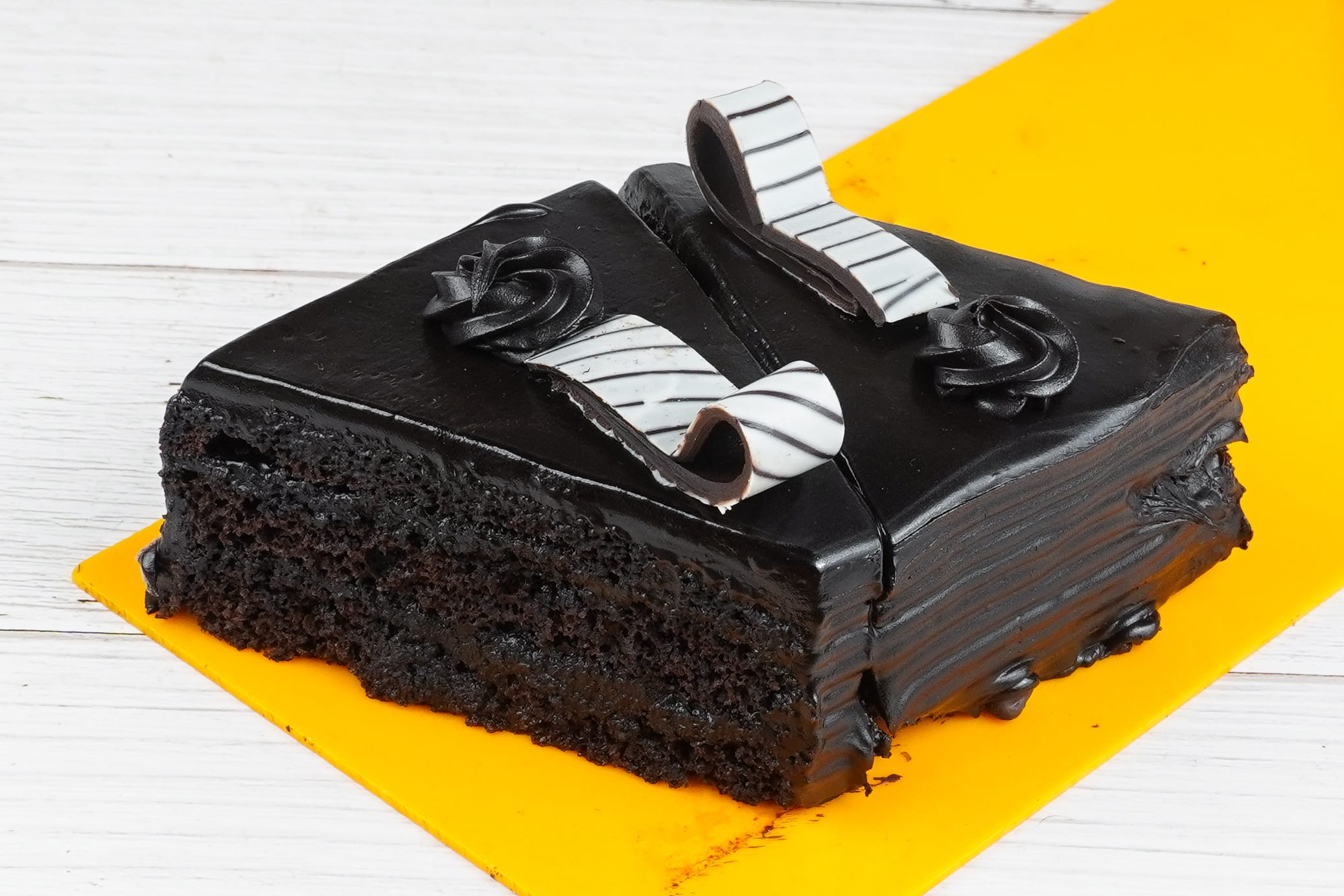 Kabir Cakes - The Cake Shop, Ahmednagar Locality order online - Zomato