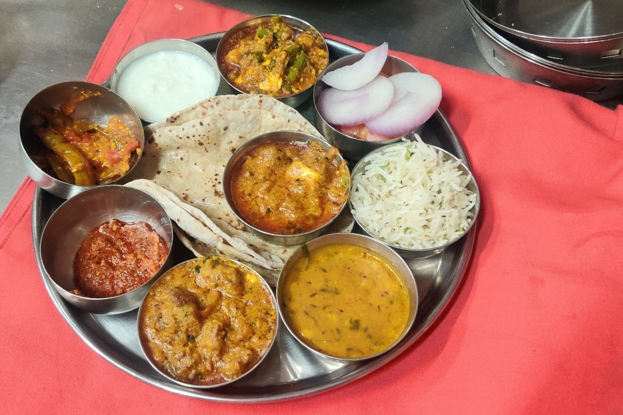 Rajasthani Thali [Mini]