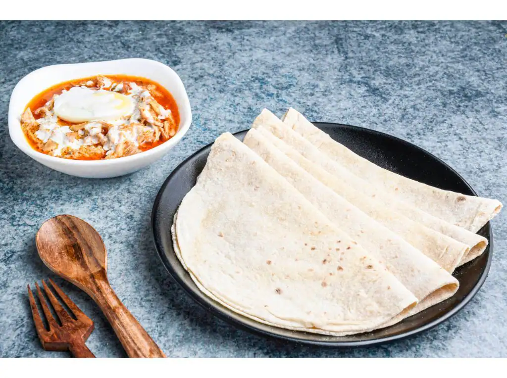 Chicken Bharta With 5 Hath Roti