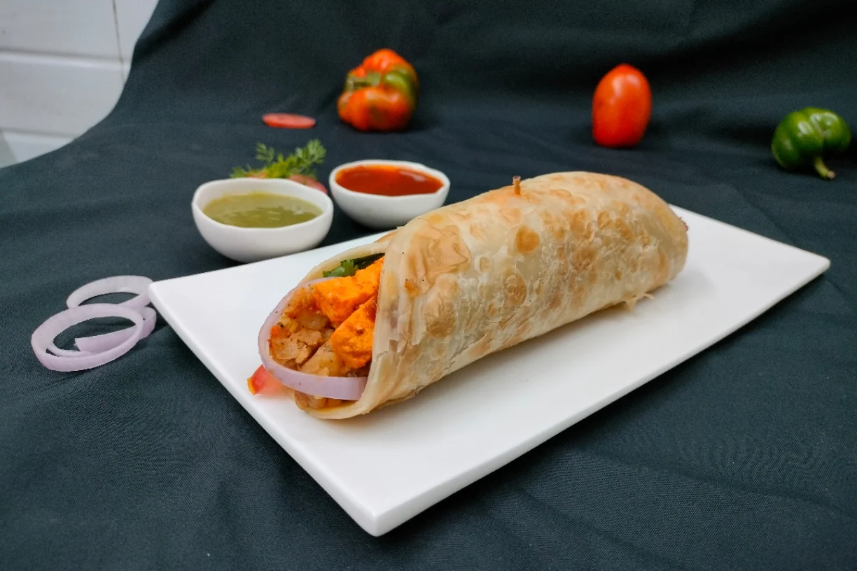 Aloo Paneer Roll