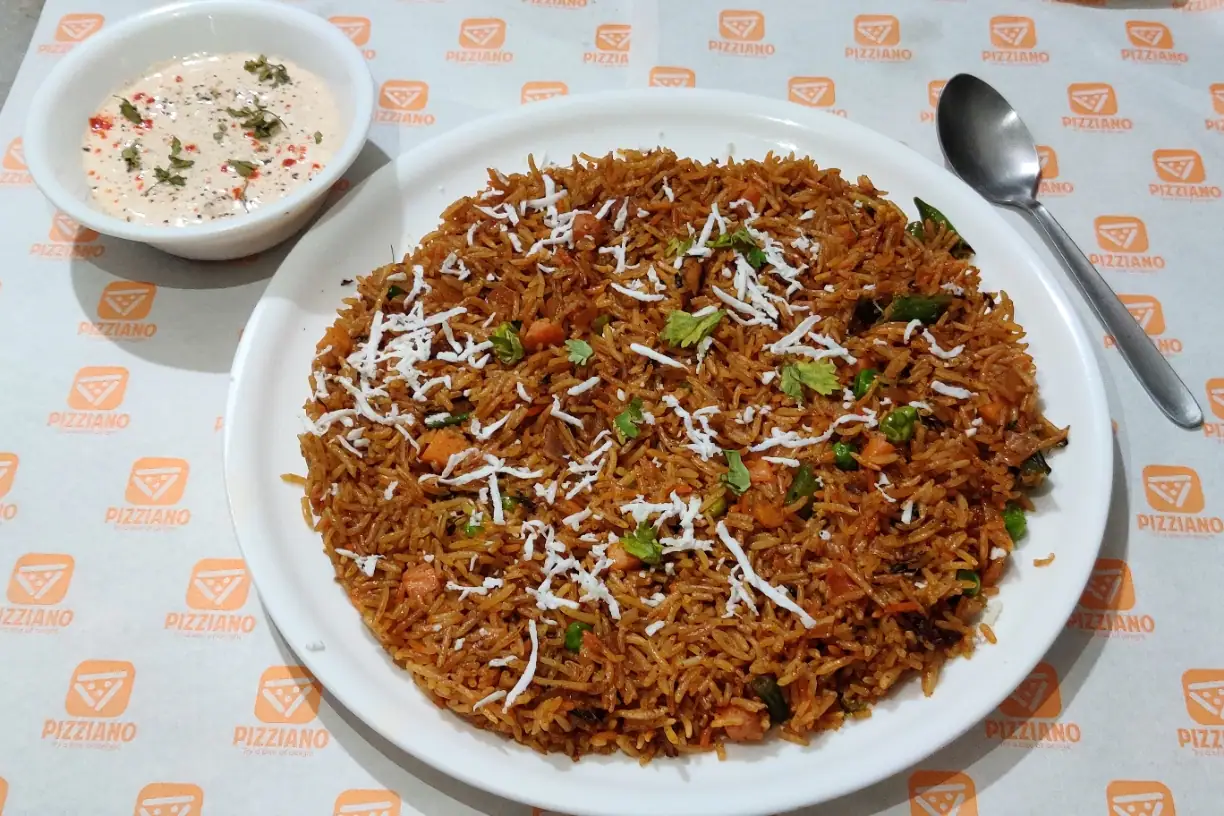 Paneer Tikka Biryani With Raita