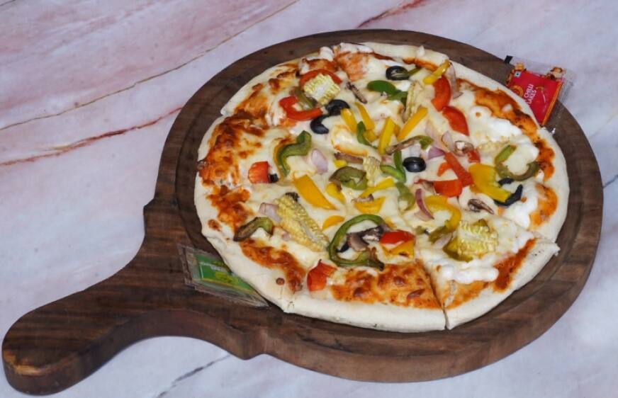 Shambys Special Pizza