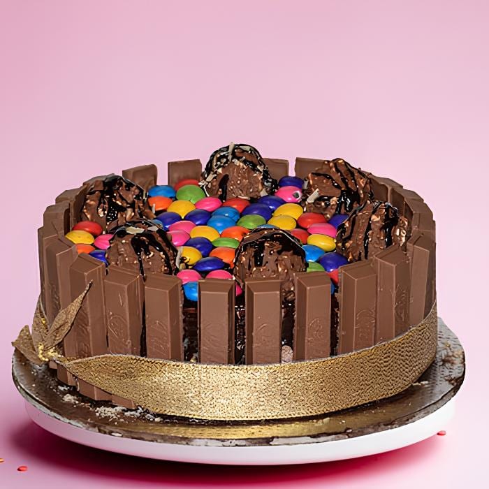Buy Birthday Kit Kat Cake Online | YummyCake