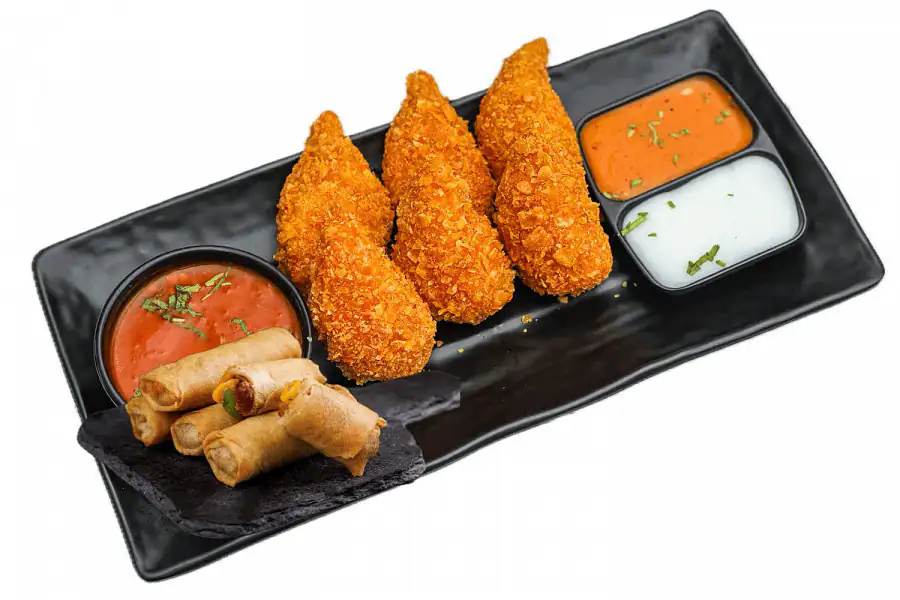 Paneer Kurkure Momos