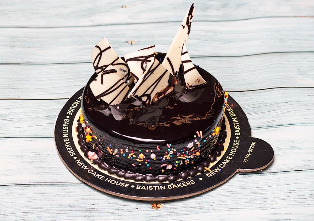 The Black Beauty » Once Upon A Cake