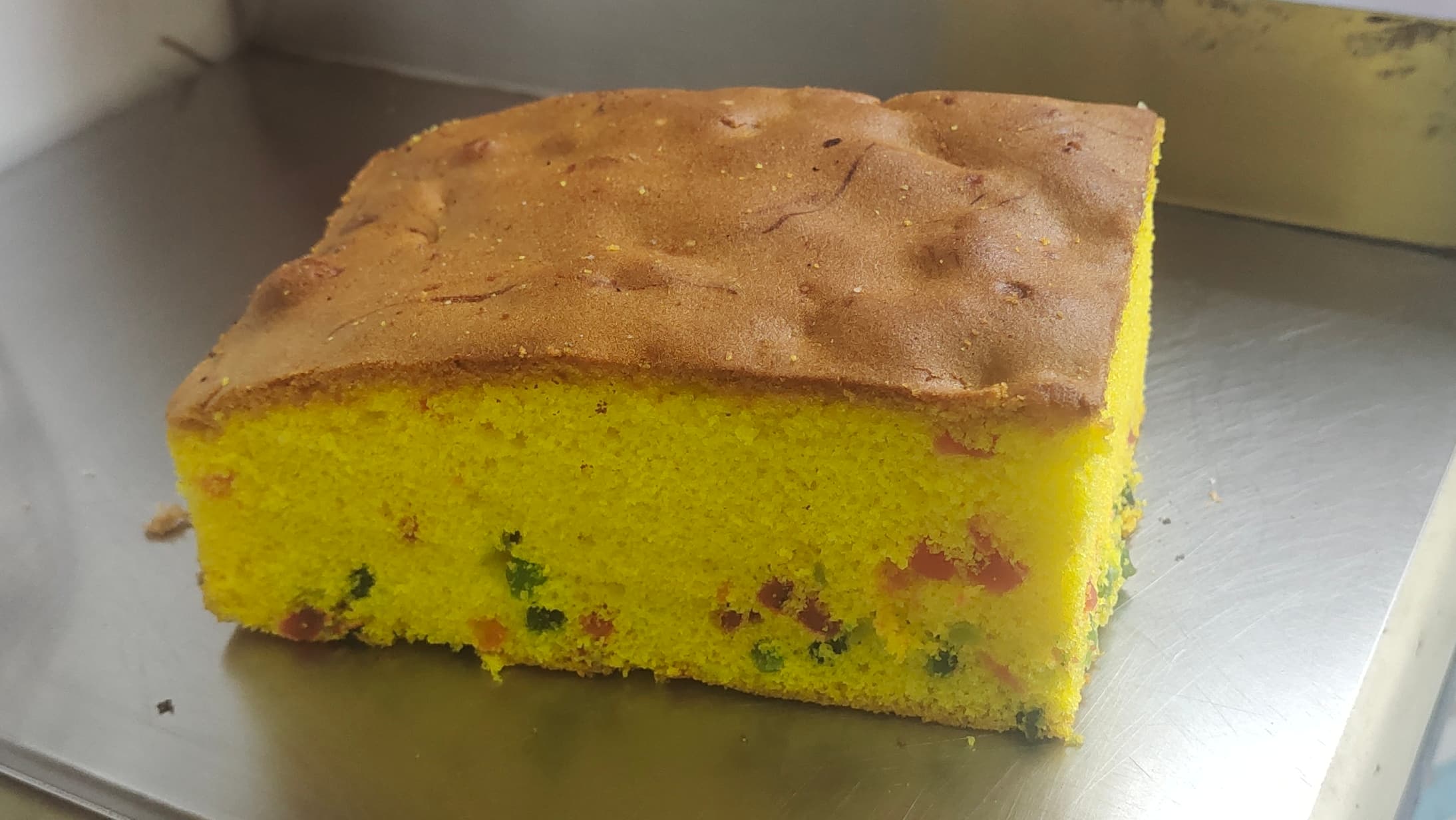 The Twisted Baker - Learn to bake perfect #eggless #iyengar bakery style  cakes at home... Learn the perfect techniques of baking Menu Iyengar bakery  style mawa cake Marble cake Pineapple tooty fruity