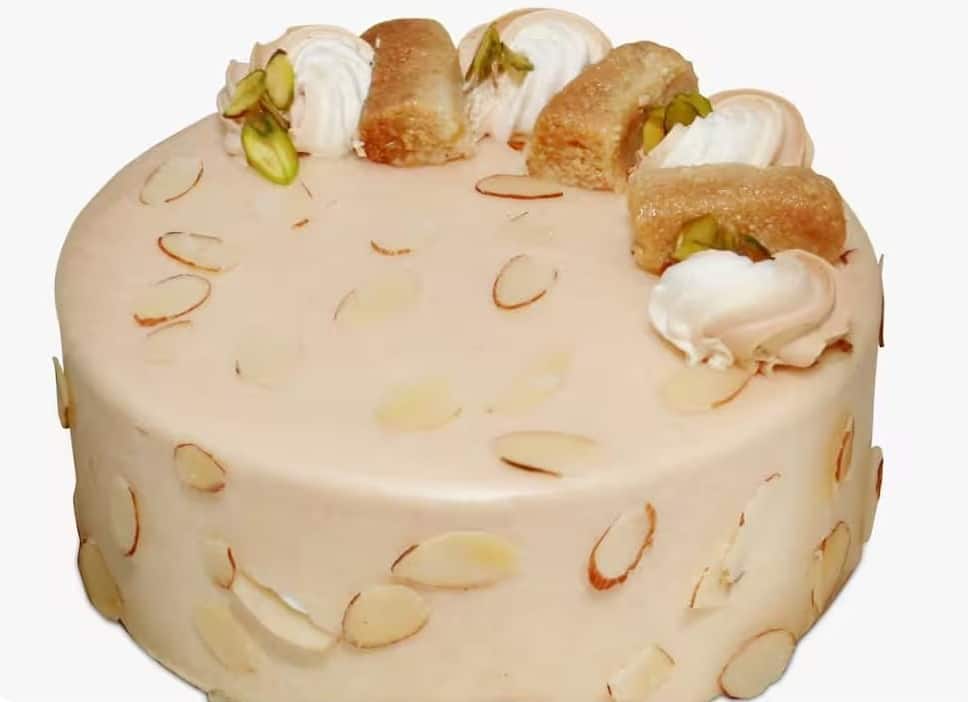 Order Online Kaju Katli Cake And Rajputana Rakhi Combo | Blissmygift