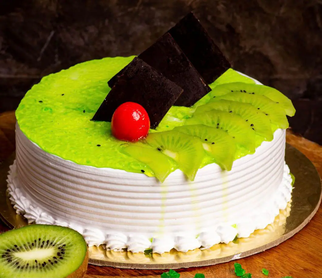 Kiwi Cake [500 Grams]