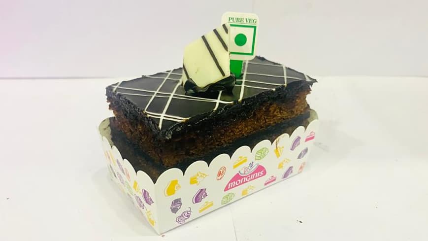 Monginis Cake Shop (College Road) in Vaniyavad Circle Nadiad | Order Food  Online | Swiggy