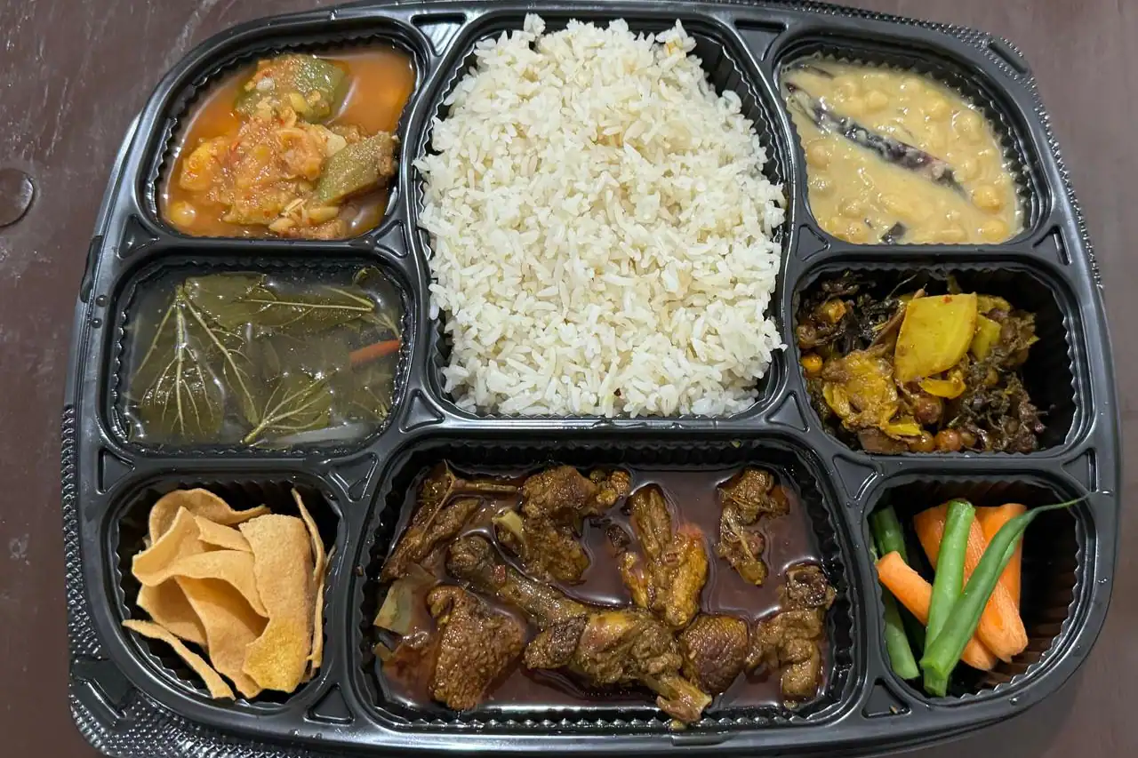 Shasu Dine With Me