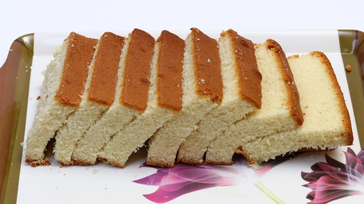 HONey Cake -Iyengar Bakery Style - MADaboutkitchen | Honey cake recipe,  Honey cake, Honey recipes