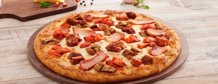 Chicken Dominated Pizza