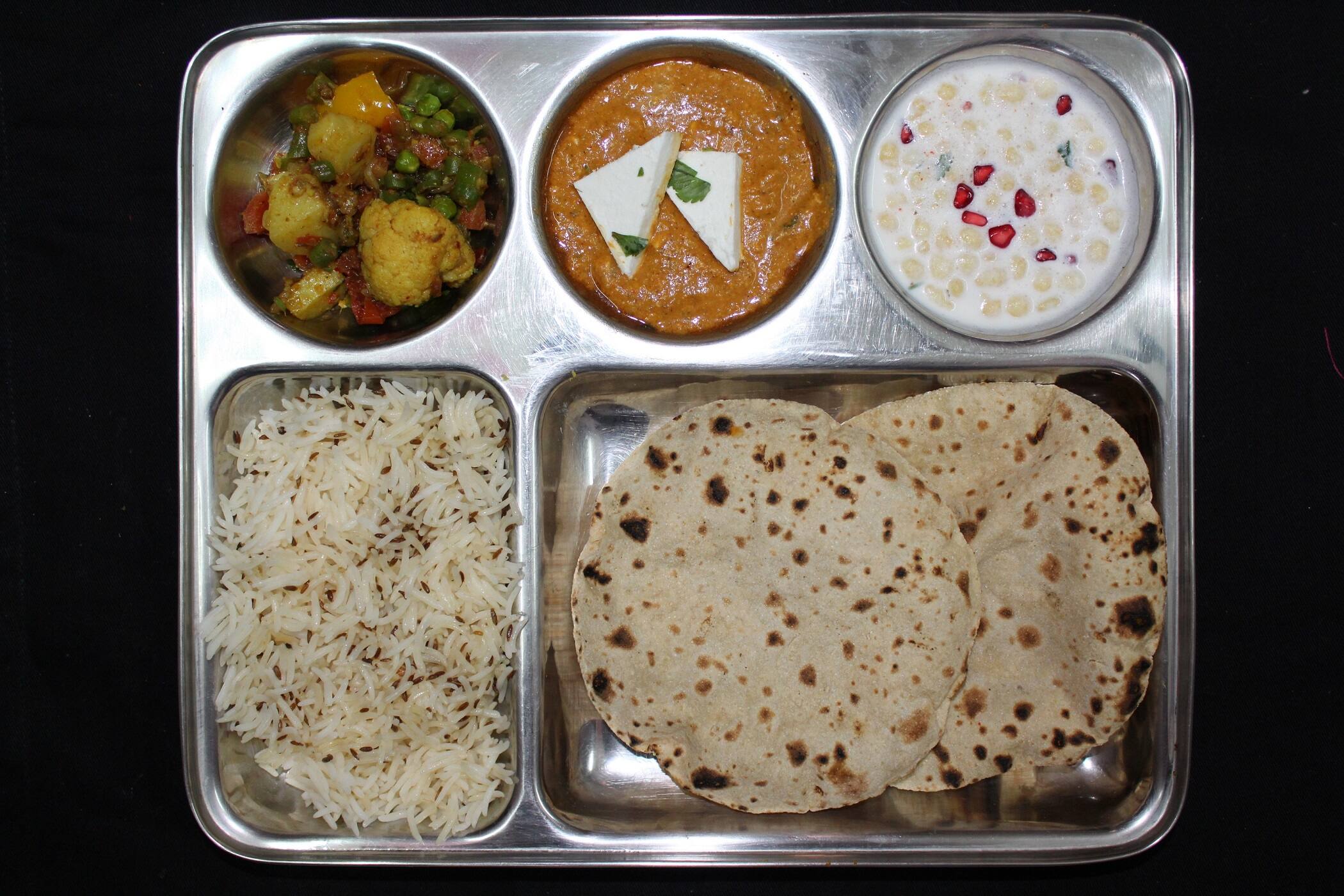 Shahi Paneer Thali